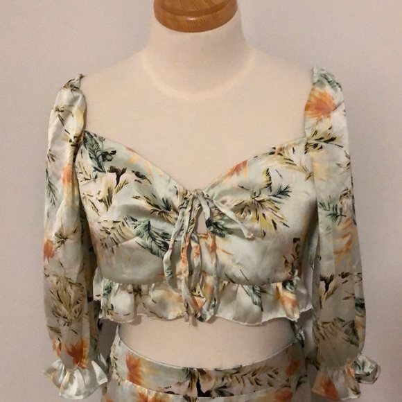 Two Piece Women’s Dress - Picture 2 of 10